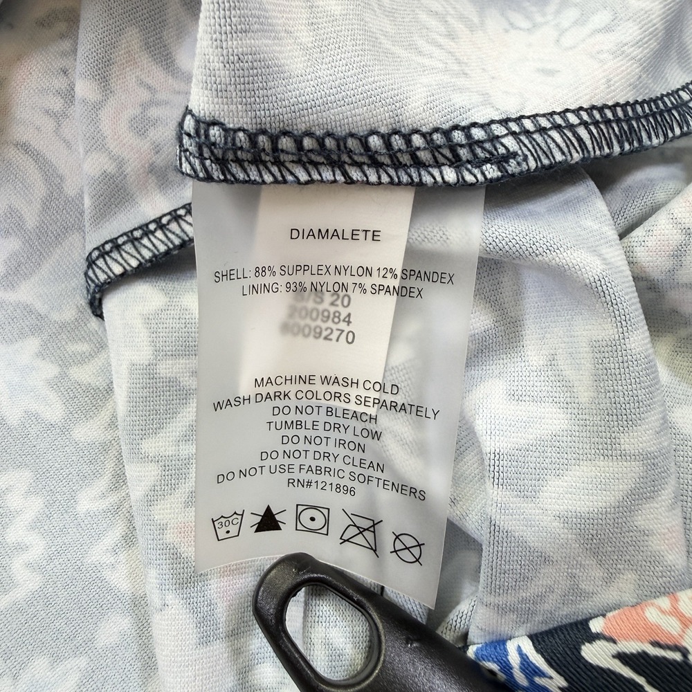 Title Nine Diamalete Sleeveless Dress Womens M Blue Floral Athletic Coastal - Picture 9 of 11